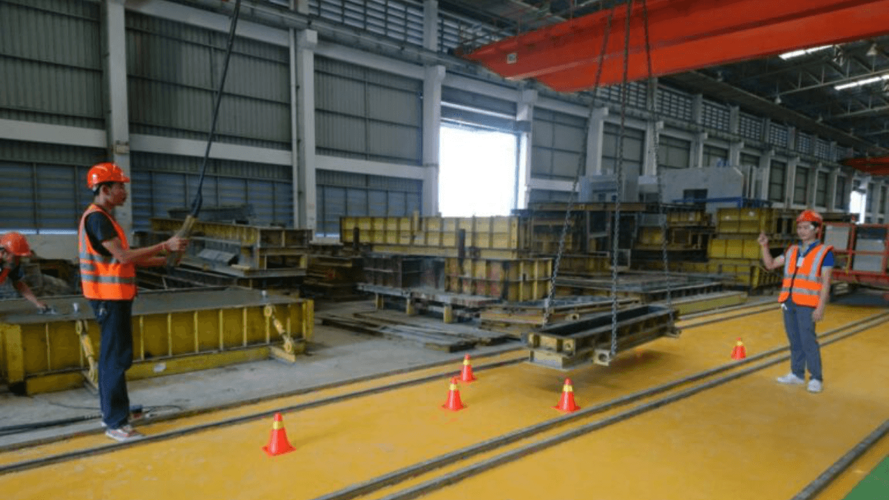 อบรมปั้นจั่นเหนือศีรษะ (หลักสูตร 1 ผู้ 12 ชม. 2 วัน)