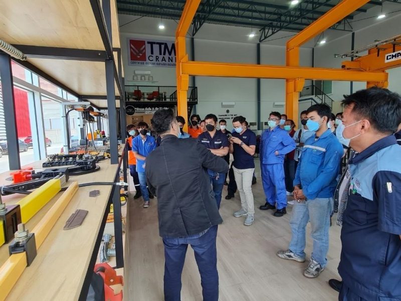 upload_646ad1b941102